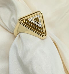18 Karat Yellow Gold Diamonds Soft Triangle Pyramid Ring