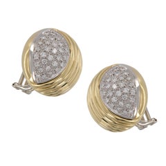 Emis Beros, boucles d'oreilles boutons en or jaune 18 carats avec diamants en dôme de 2,22 carats poids total