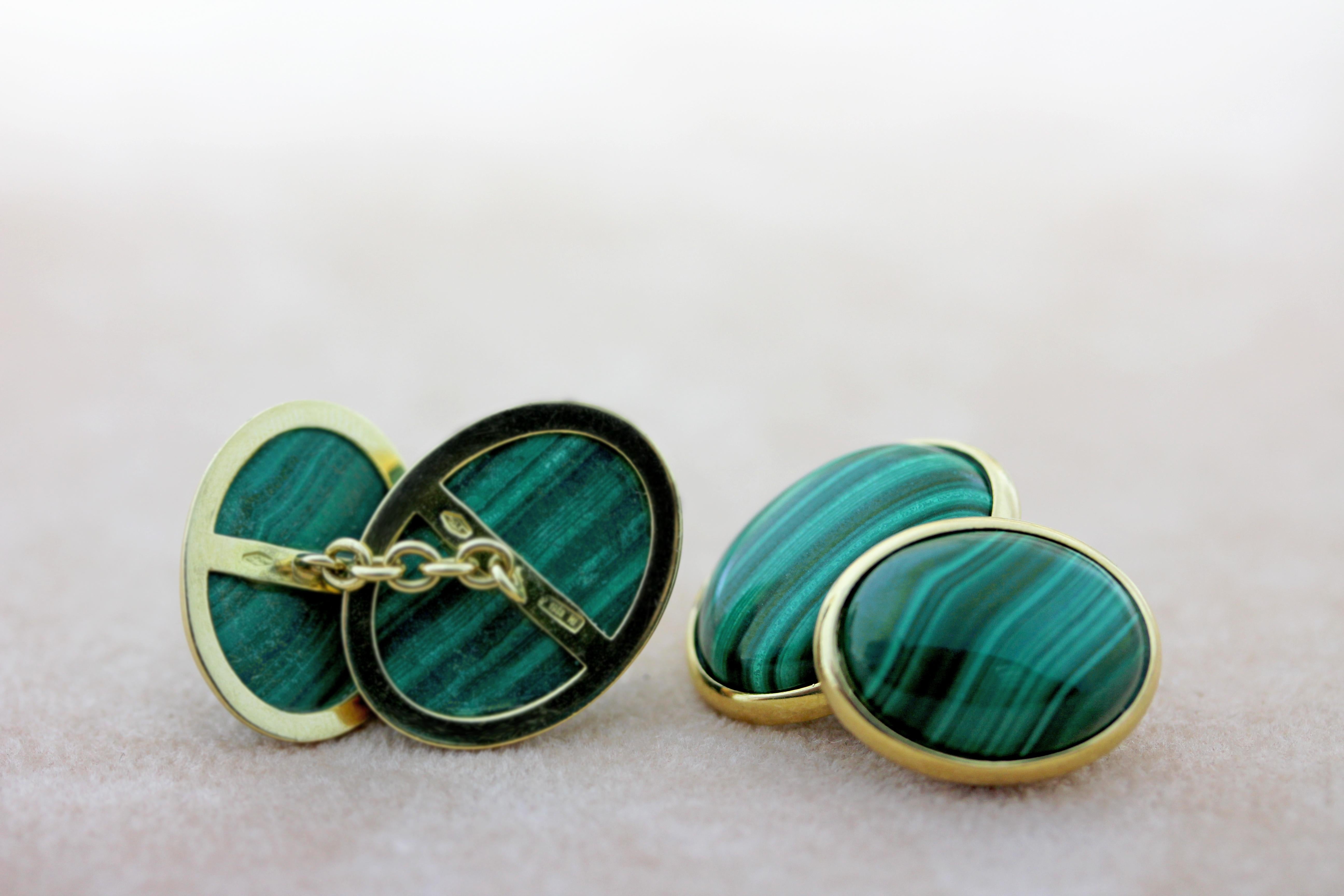 18 Karat Yellow Gold Double Oval Malachite Cufflinks In New Condition For Sale In Milano, IT