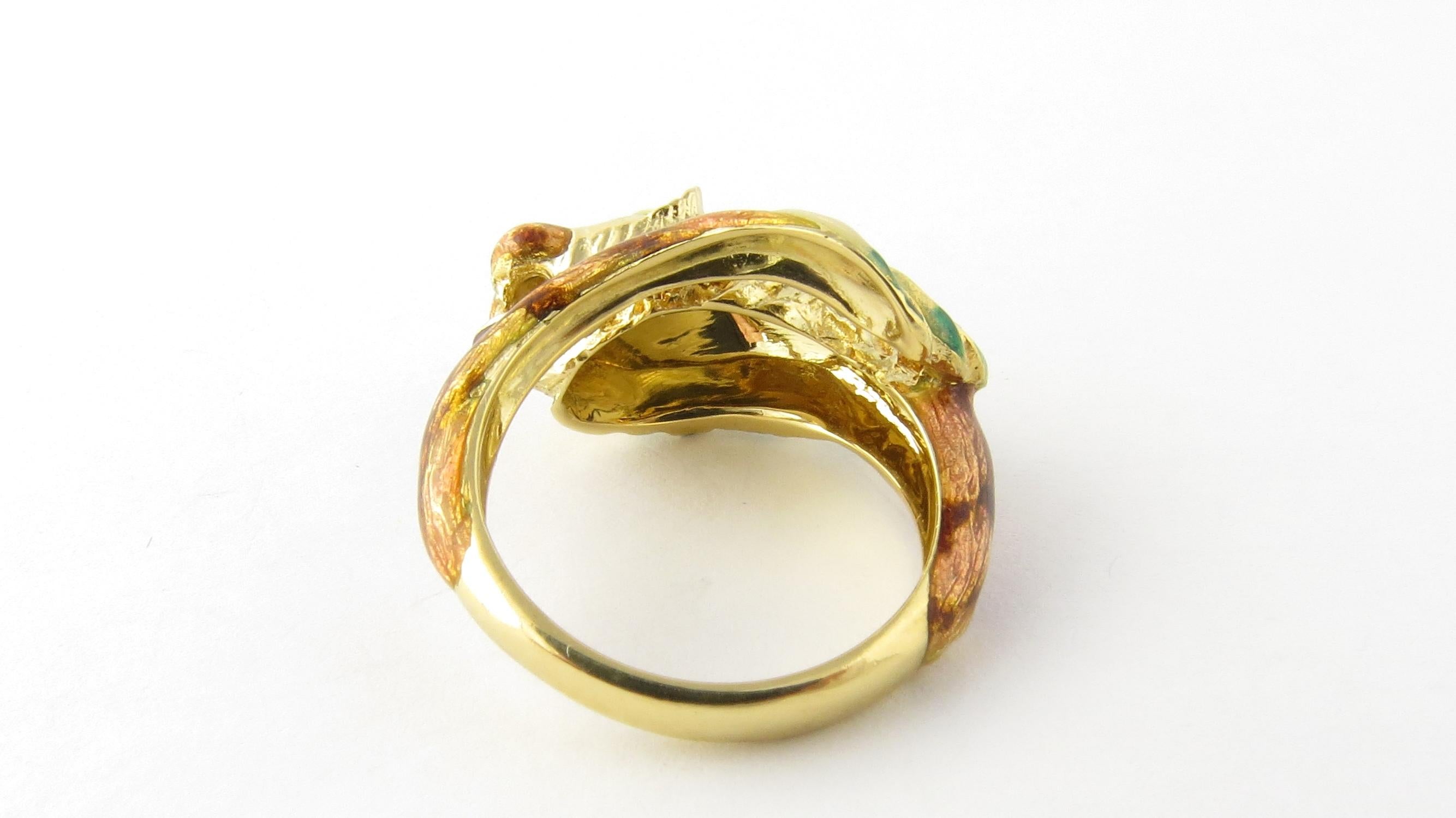 18 Karat Yellow Gold and Enamel Lion Head Ring In Good Condition In Washington Depot, CT