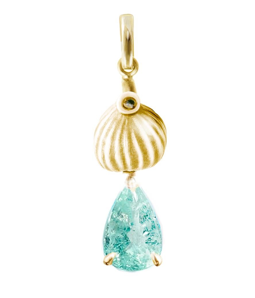 This Fig drop pendant necklace is made of 18 karat yellow gold with a pear-cut neon copper bearing water pool paraiba tourmaline from Africa, measuring 10x7 mm and weighing 1.93 carats (with sugar inclusions), as well as one diamond. The gem is