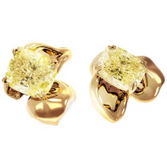 18 Karat Yellow Gold Earrings with 4 Carat GIA Certified Fancy Yellow Diamonds