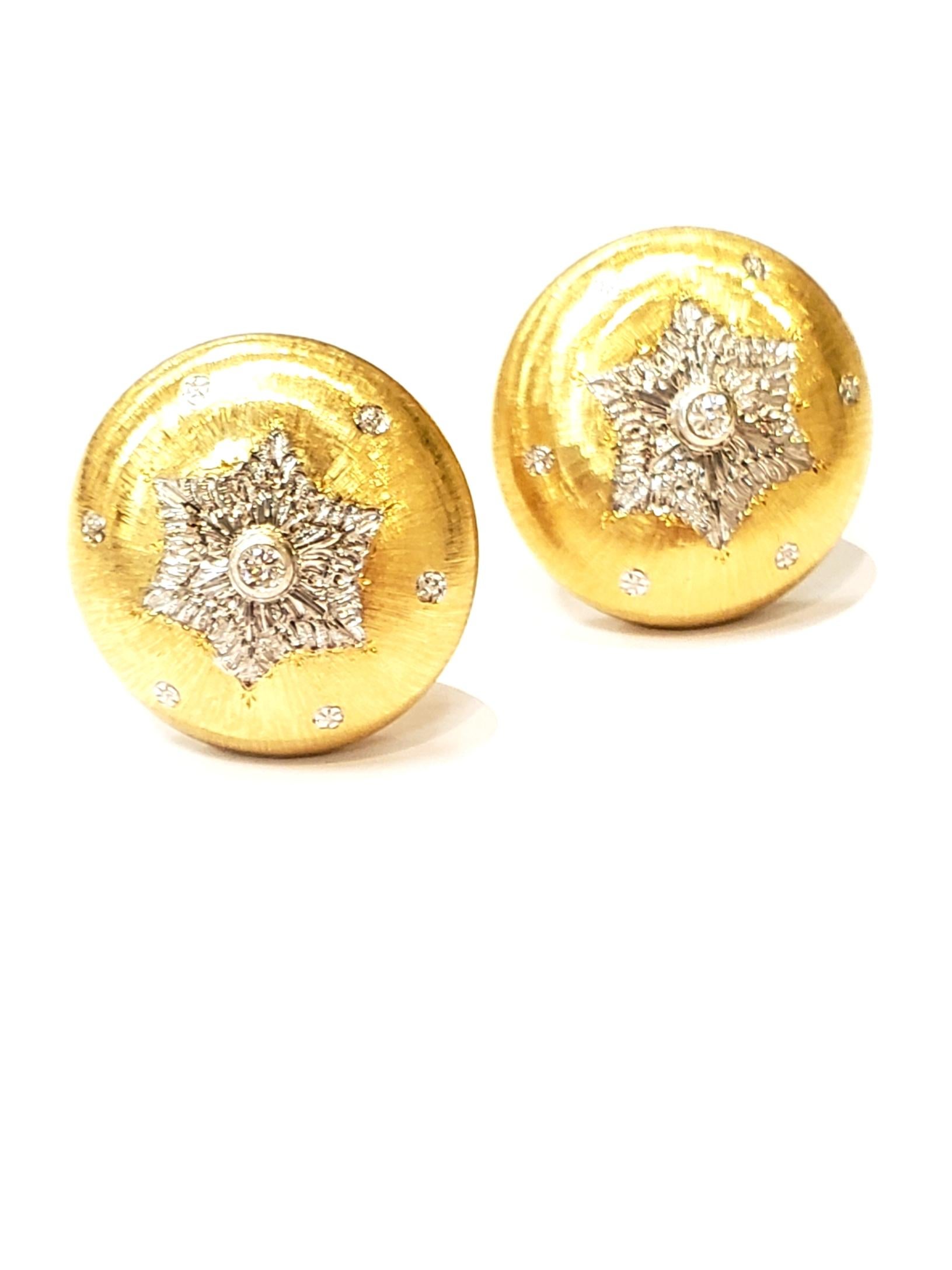 18 Karat Yellow Gold Earrings with Engraved Snowflake Design and Diamond Centers For Sale 2
