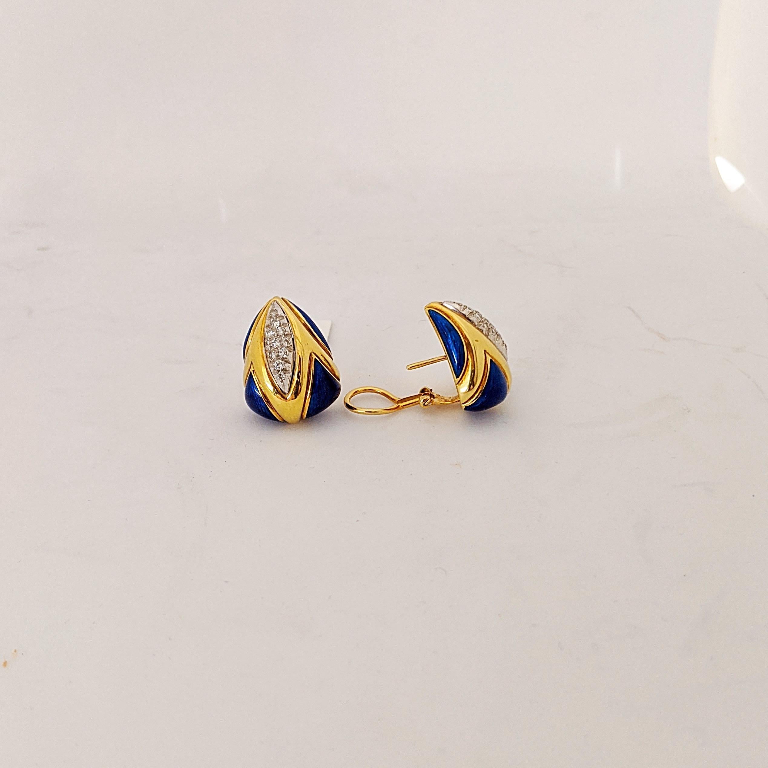 Retro 18 Karat Yellow Gold Earrings with Lapis and .45 Carat Diamonds For Sale