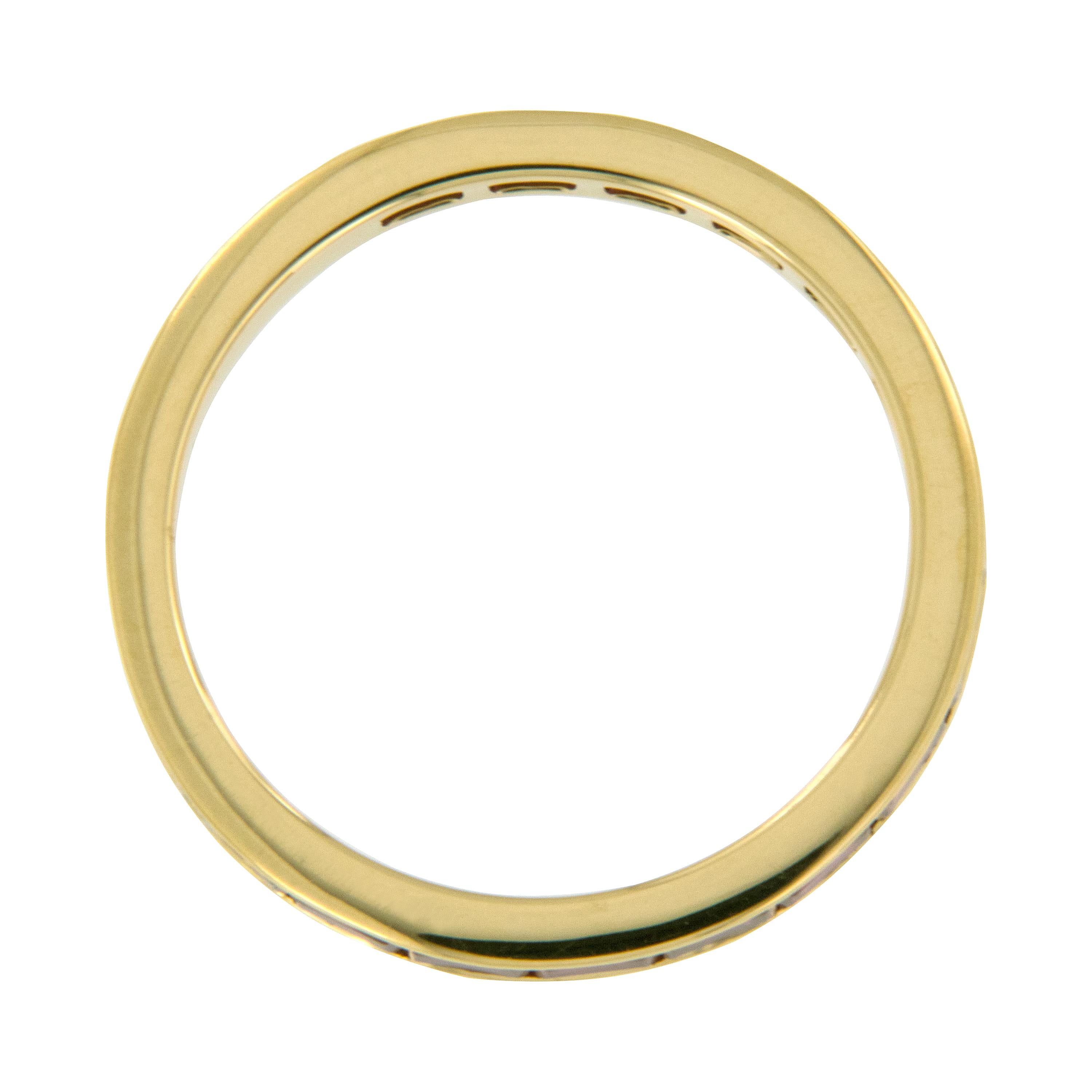Eternity-Ring aus 18 Karat Gelbgold mit Baguette-Rubin im Ost-West-Stil (Art déco) im Angebot