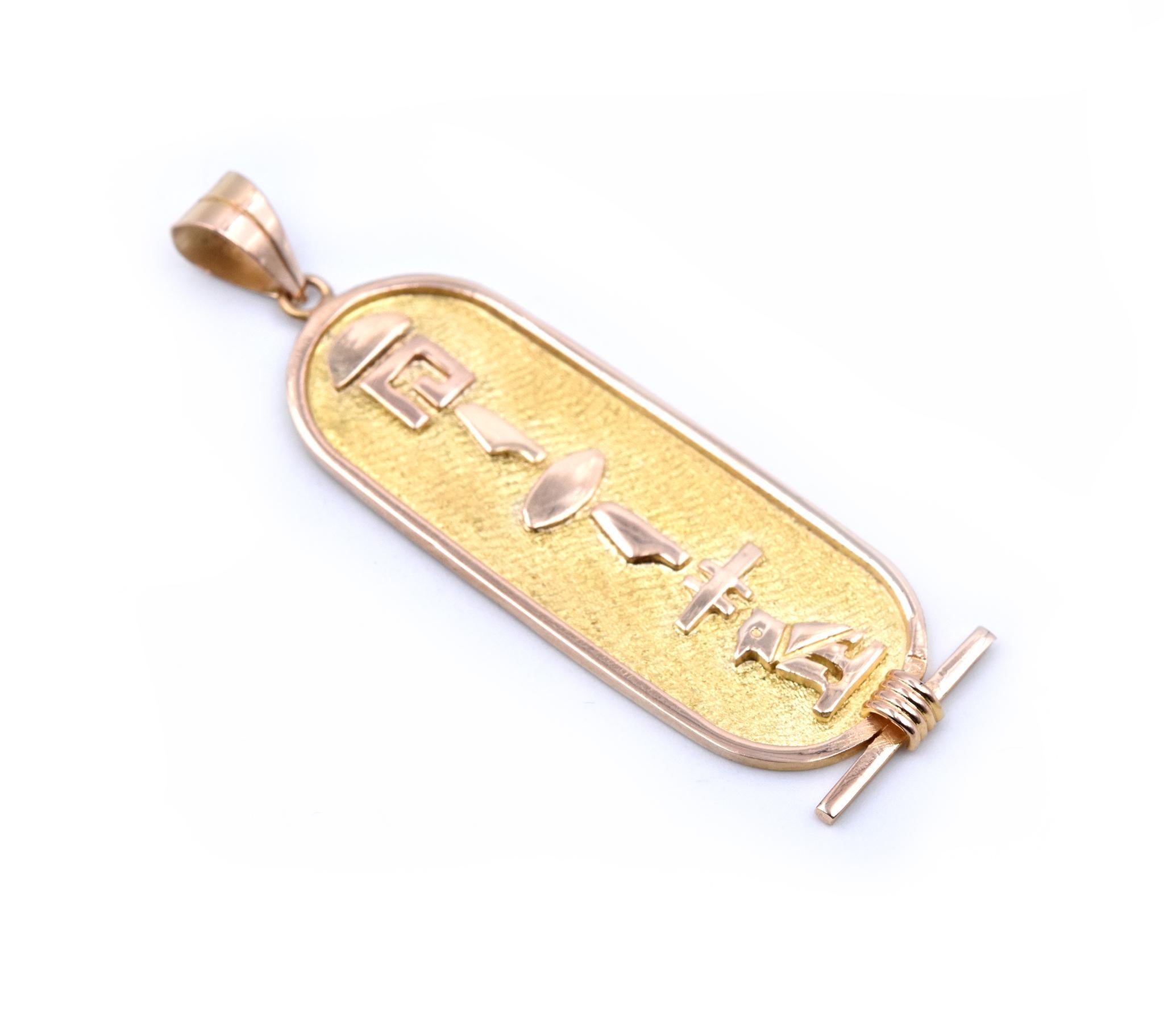 Designer: individuell 
Material: 18K Gelbgold
Abmessungen: Cartooch misst 50,3 x 14,9 mm
Gewicht: 4,77 Gramm

