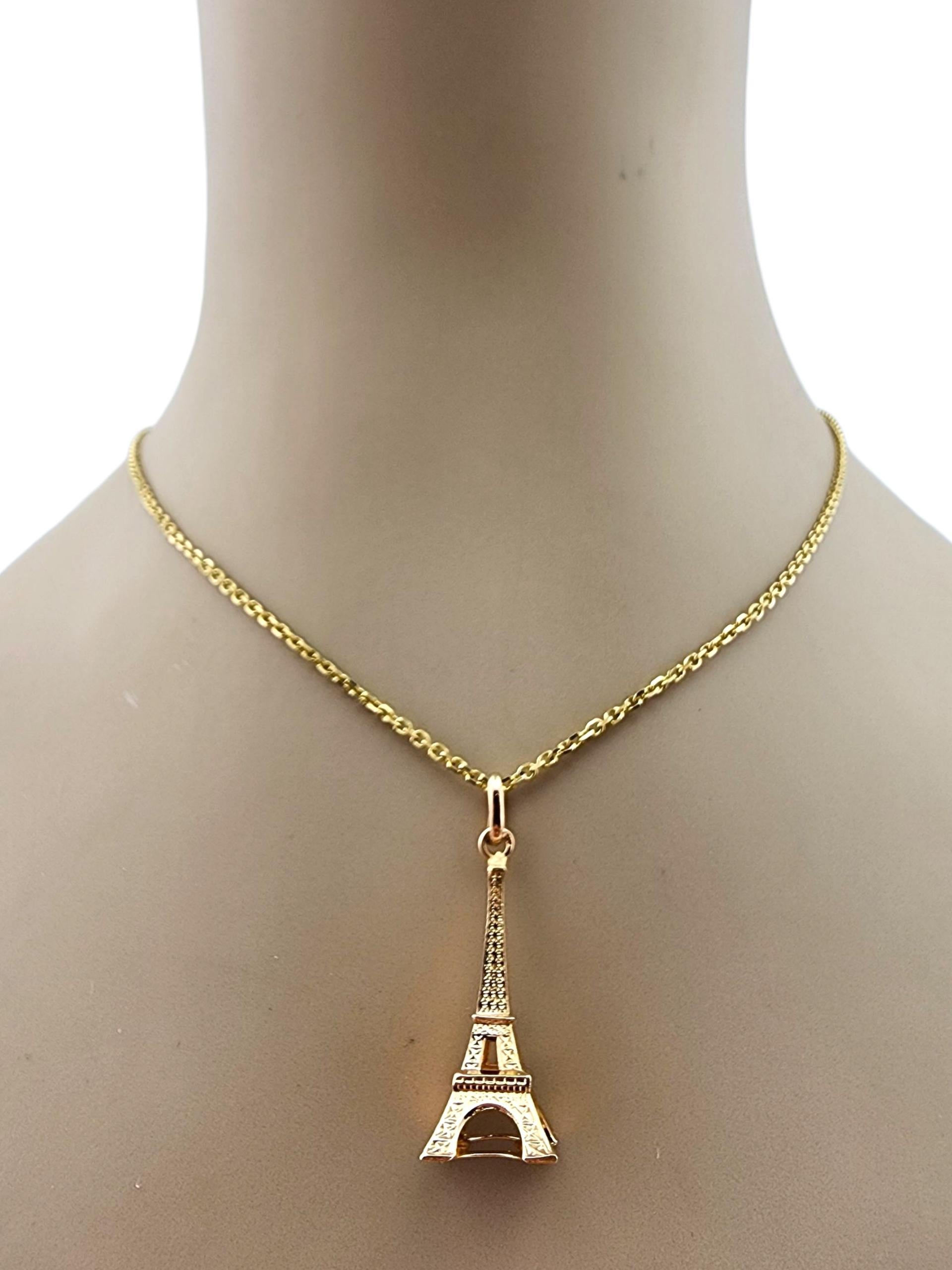 Charm Torre Eiffel in oro giallo 18 carati #22795 in vendita 2
