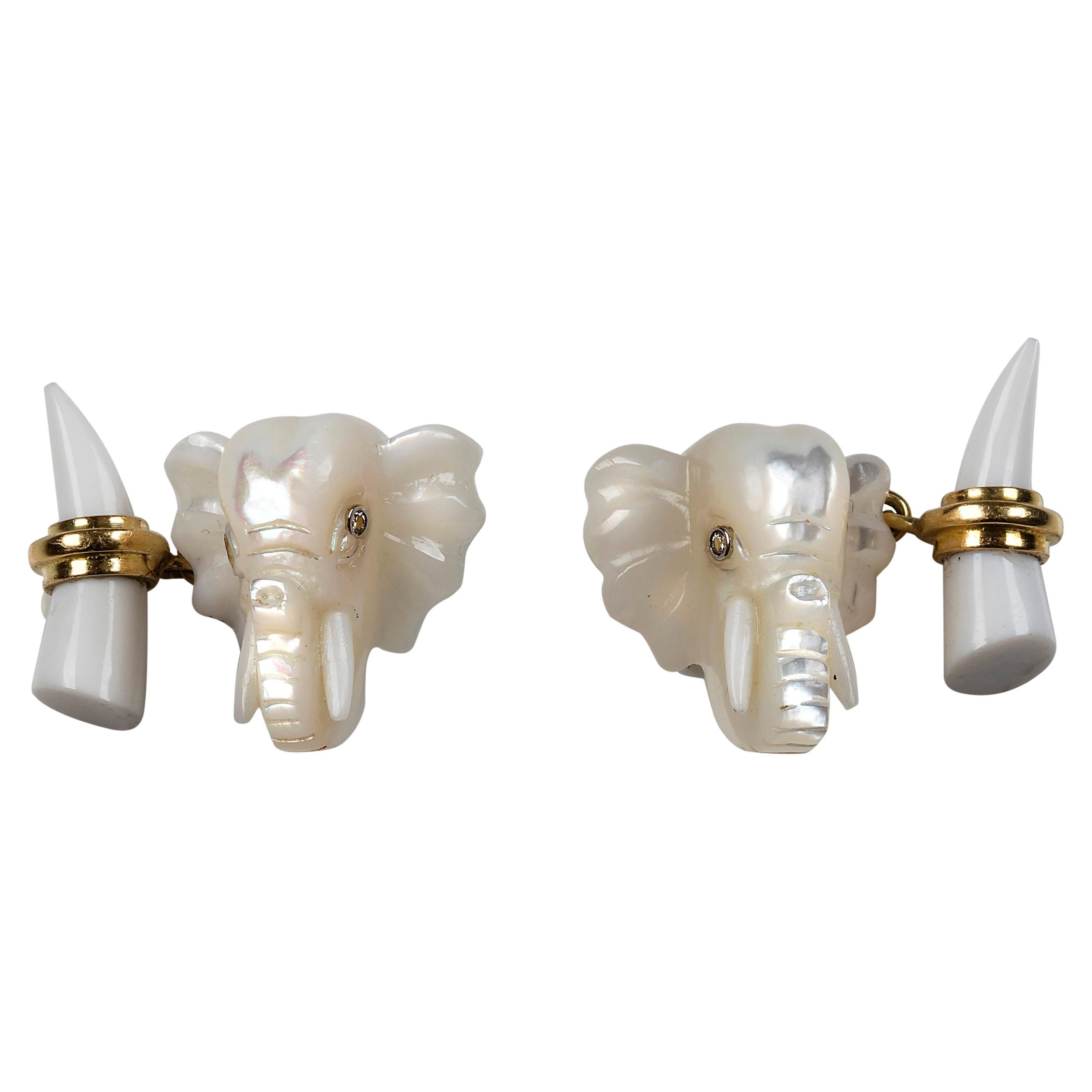 18 Karat Yellow Gold Elephant Mother of Pearl and White Agate Cufflinks