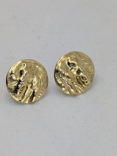 18 Karat Yellow Gold Elephant Stud Earrings