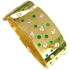 18 Karat Yellow Gold Emerald and Diamond Bangle Bracelet