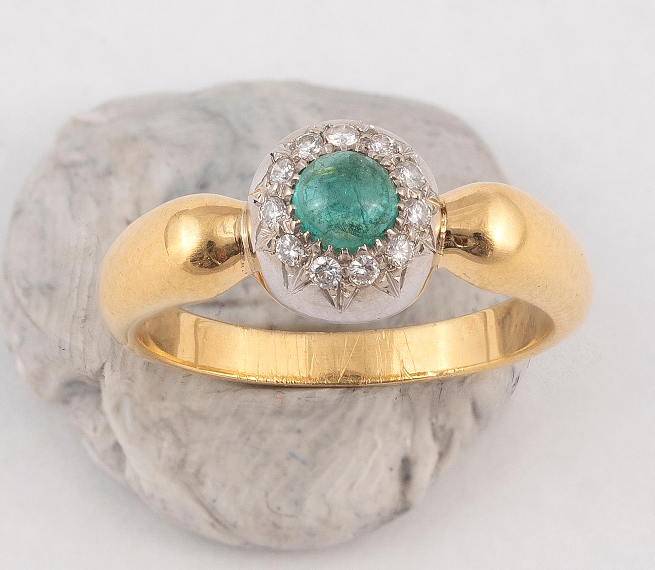 emerald cluster ring yellow gold