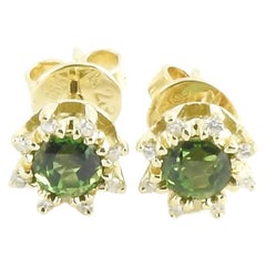 18 Karat Yellow Gold Peridot and Diamond Earrings Vintage 18 Karat Yellow Gold Peridot and Diamond Earrings