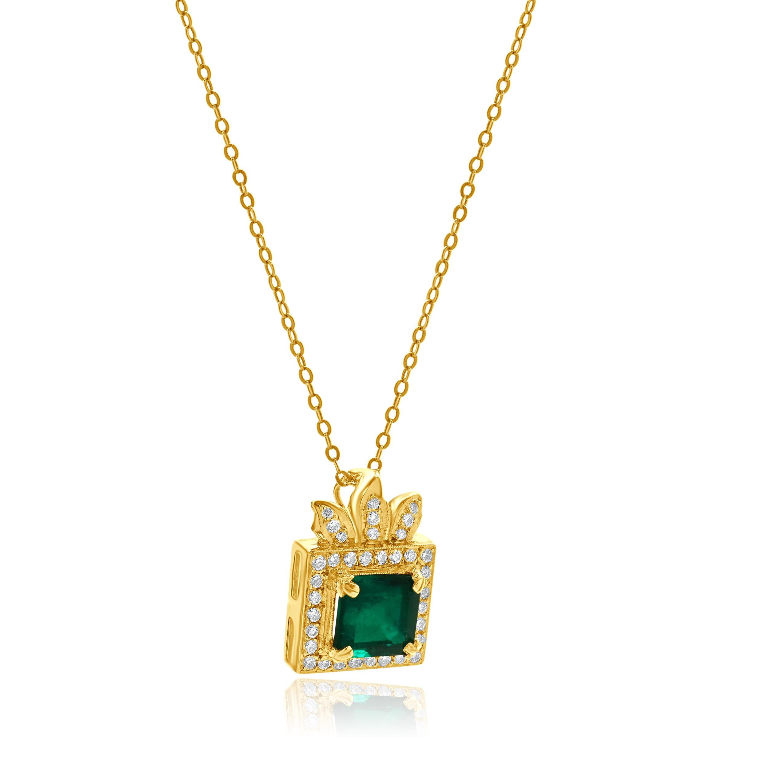 Designer: design personalizzato
Materiale: oro giallo 18 carati
Diamanti: 35 tagli rotondi = 0,65ct
Colore: H
Chiarezza: SI1
Smeraldo: taglio quadrato = 4.02cttw
Peso: 9.66 grammi