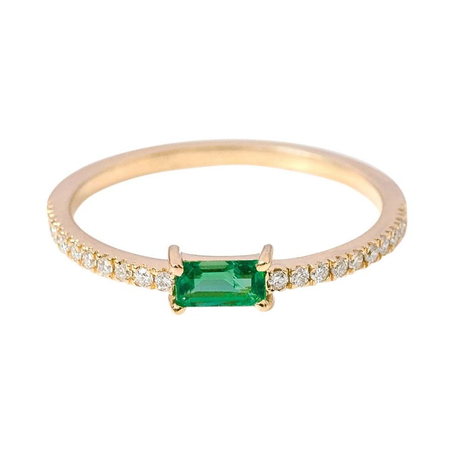 18 Karat Yellow Gold Emerald and Diamond Solitaire Eternity Band Ring For Sale