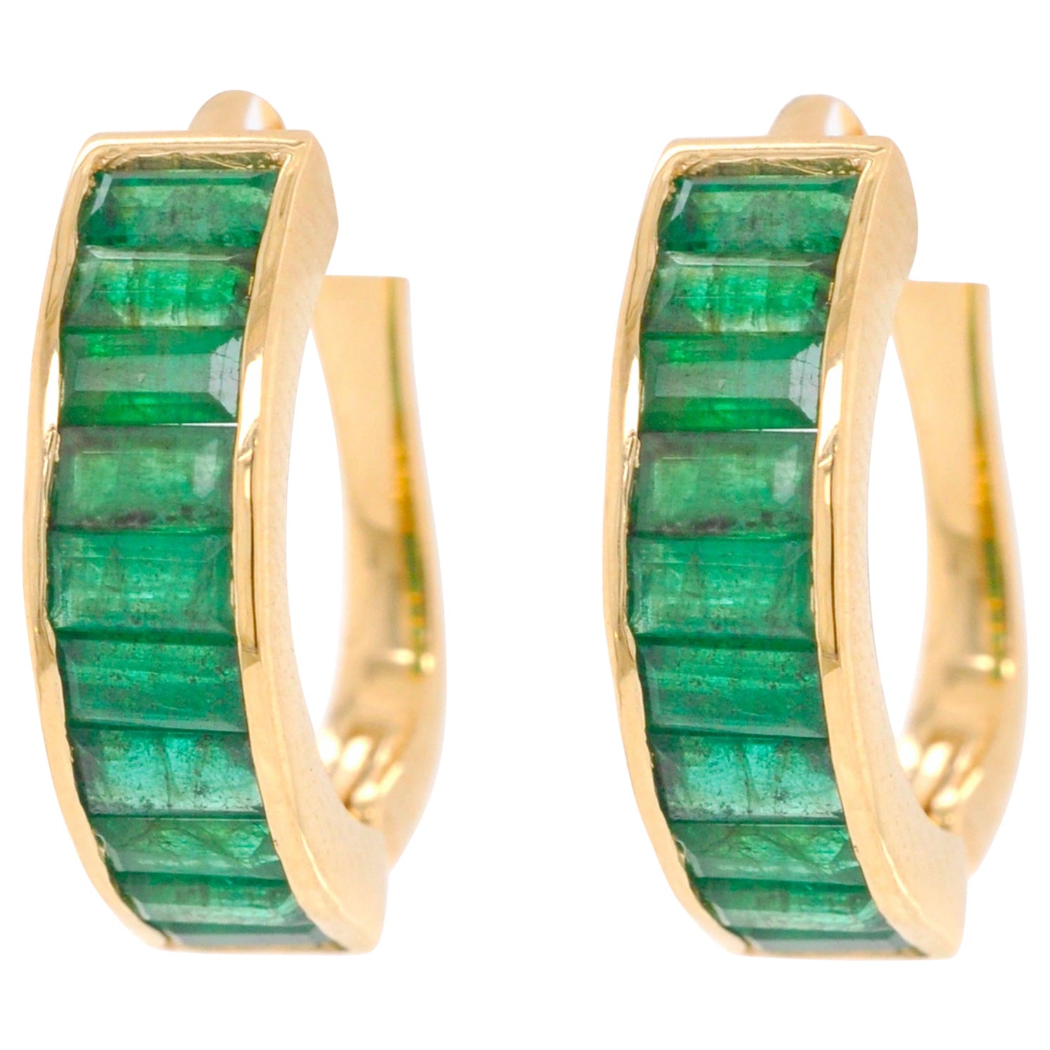 18 Karat Gelbgold Smaragd Baguetteschliff-Ohrringe mit halber Halskette im Angebot