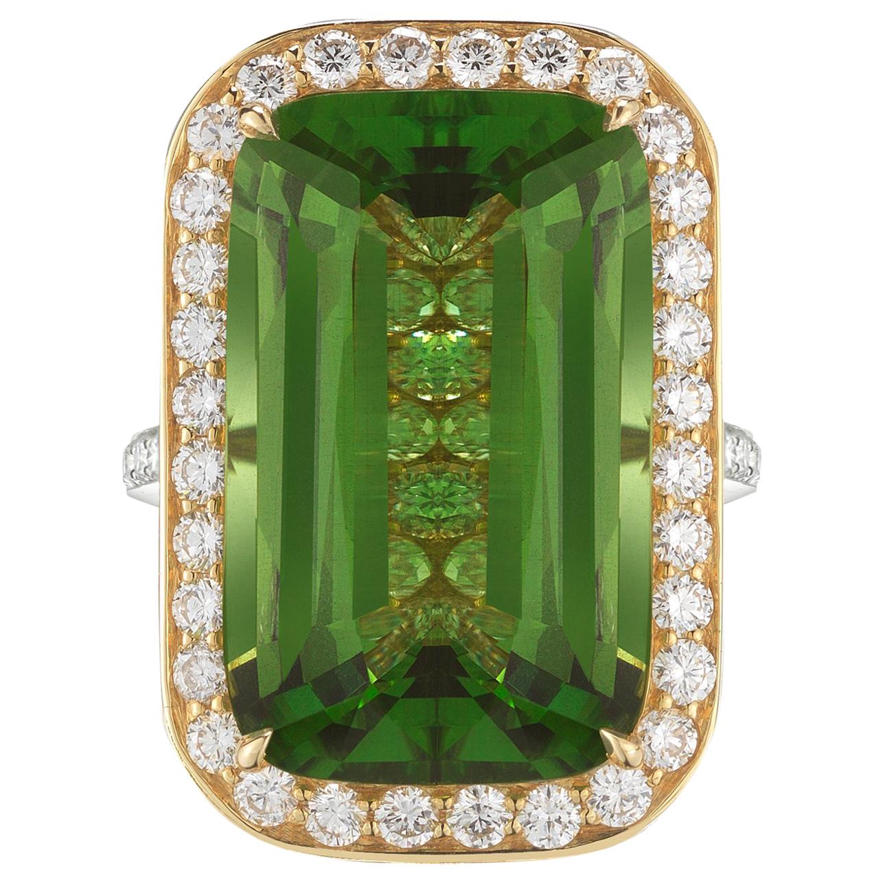 Paolo Costagli 18 Karat Yellow Gold Emerald-Cut Peridot 'Valentina' Ring For Sale