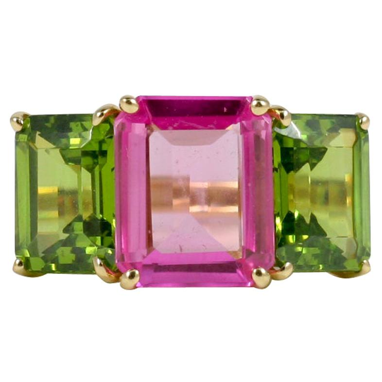 18 Karat Yellow Gold Emerald Cut Ring with Pink Topaz and Peridot For Sale