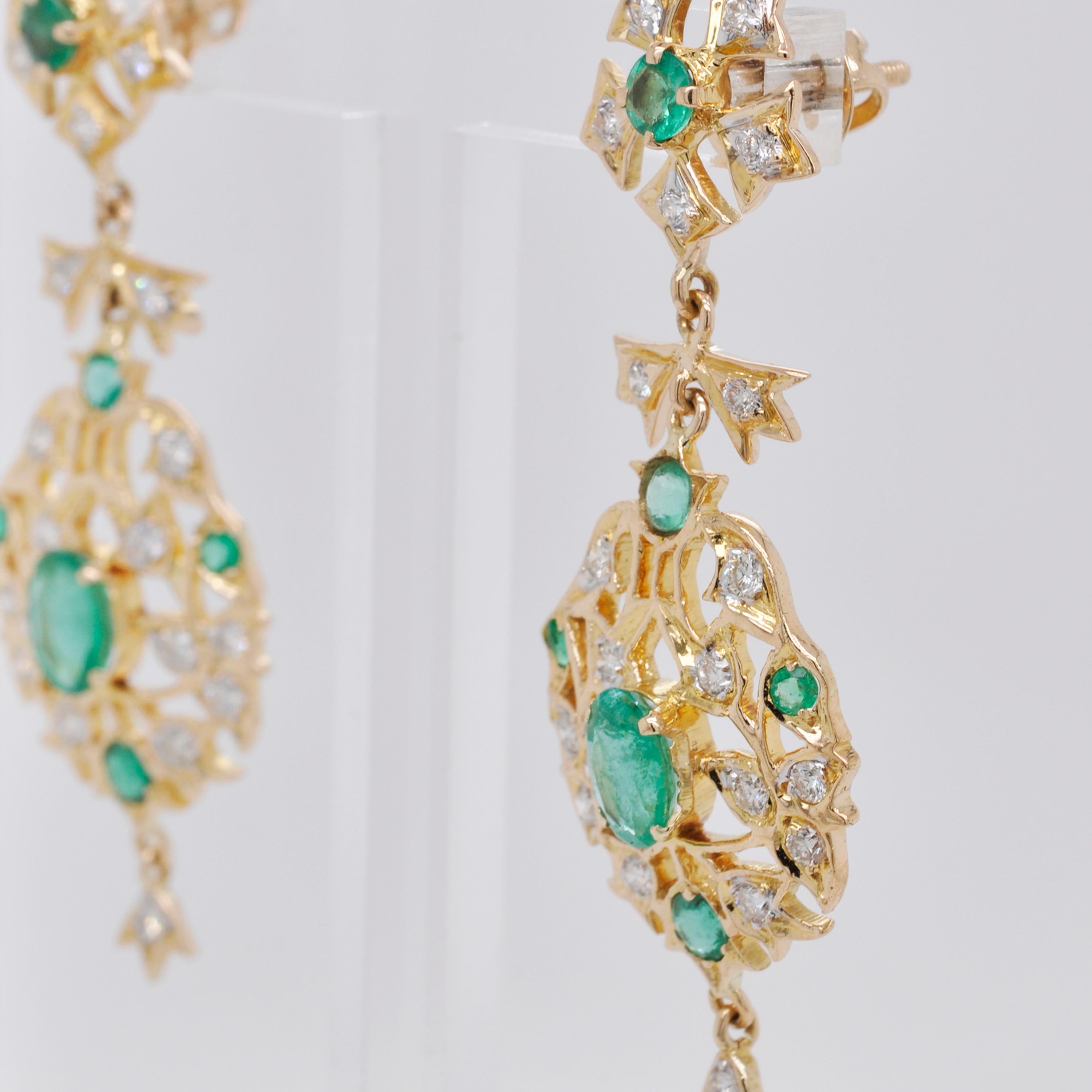 18 Karat Yellow Gold Emerald Diamond Dangle Earrings 4