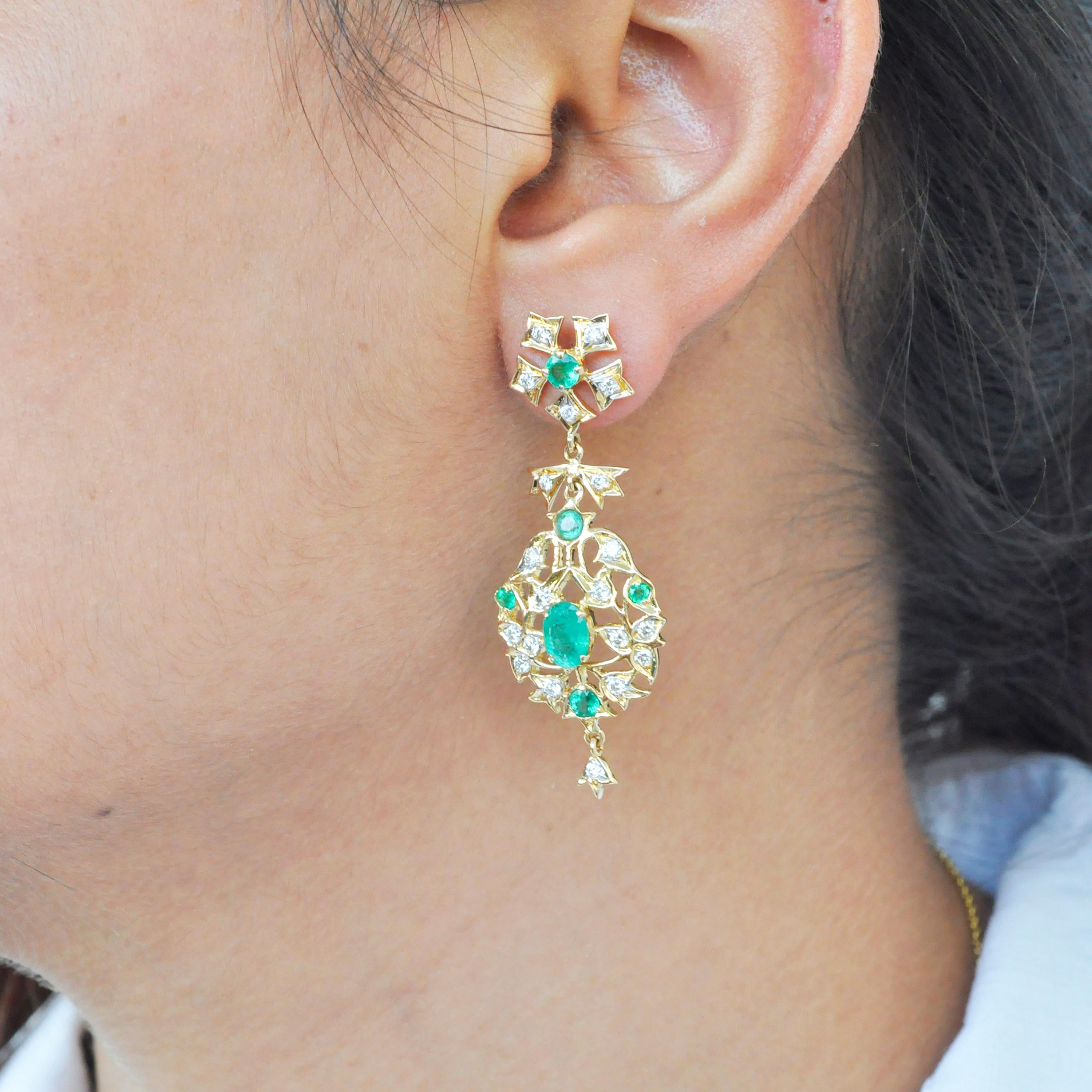 18 Karat Yellow Gold Emerald Diamond Dangle Earrings 8