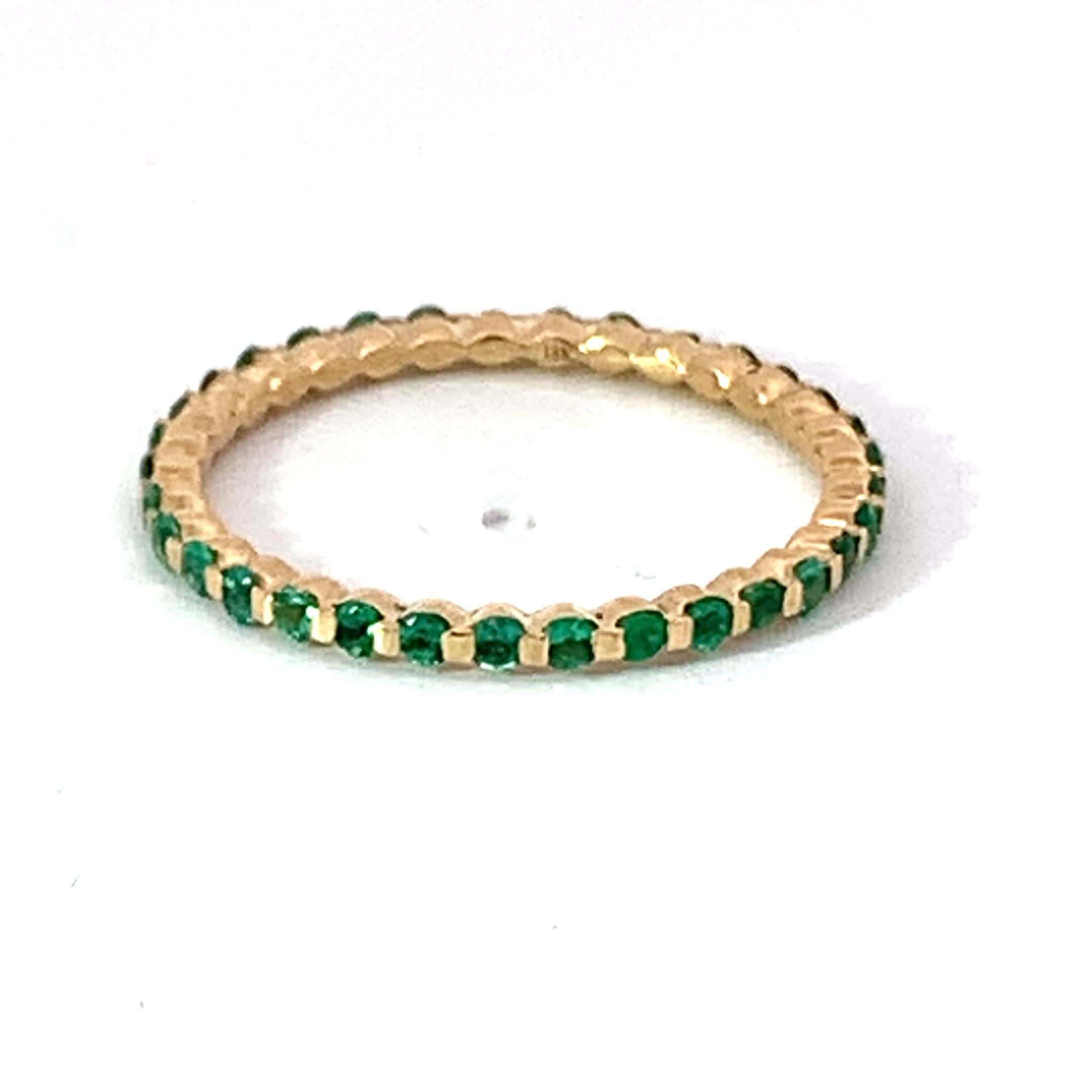 18 Karat Yellow Gold Emerald Garavelli Band Ring For Sale 3