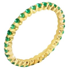 18 Karat Yellow Gold Emerald Garavelli Band Ring