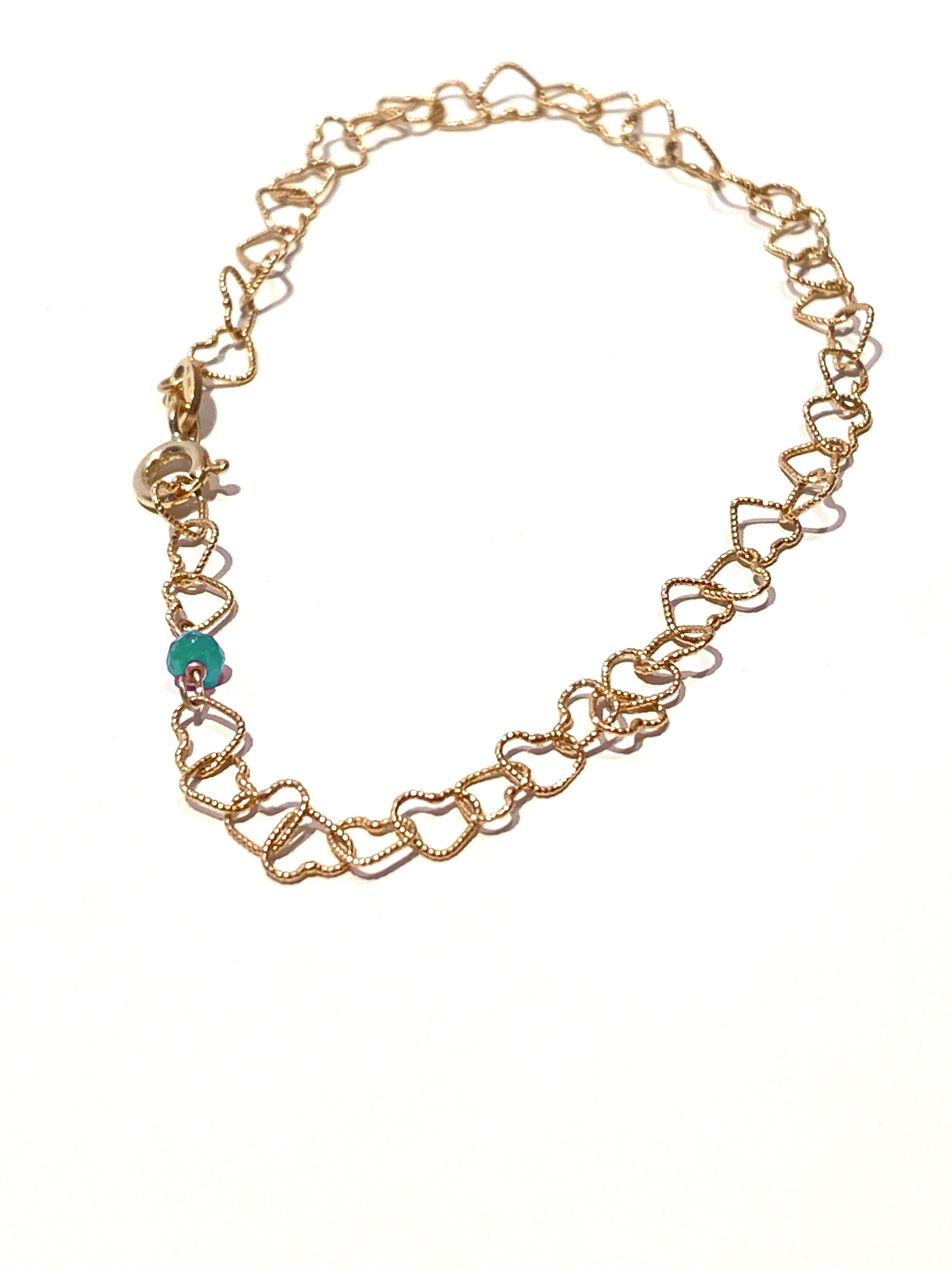 18 Karat Yellow Gold Emerald Slightly Hammered 
