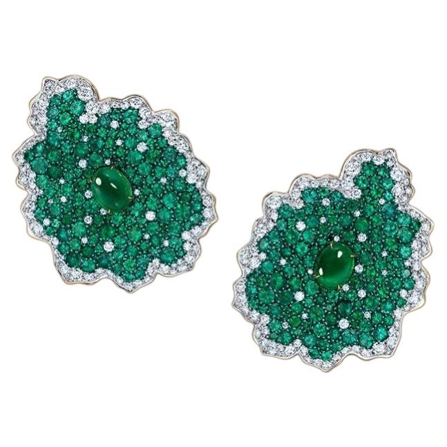 18 Karat Yellow Gold, Emeralds and Diamonds Earrings