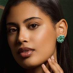 18 Karat Yellow Gold, Emeralds and Diamonds Small Earrings