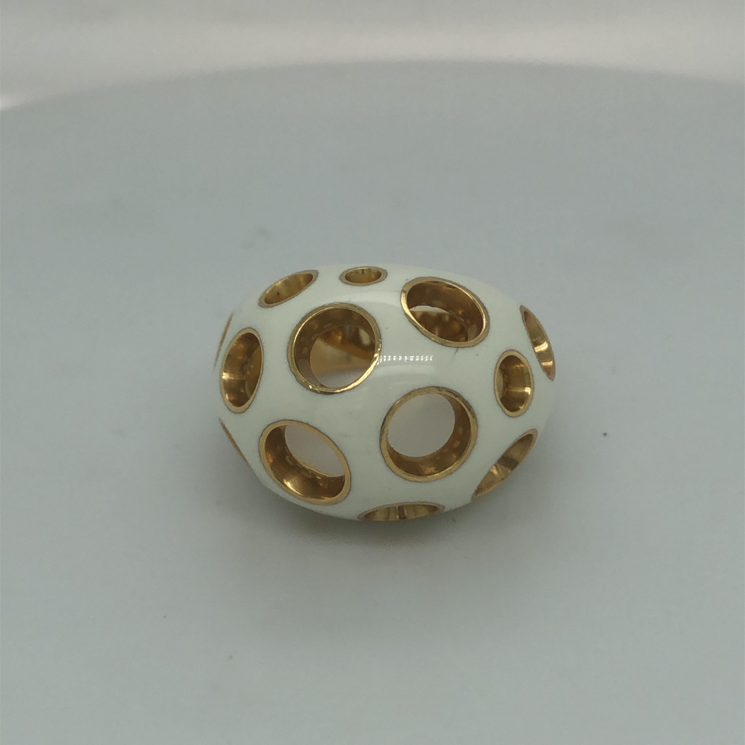 18 Karat Yellow Gold Enamel Cocktail Ring by Mellerio In Good Condition In Zurich, CH