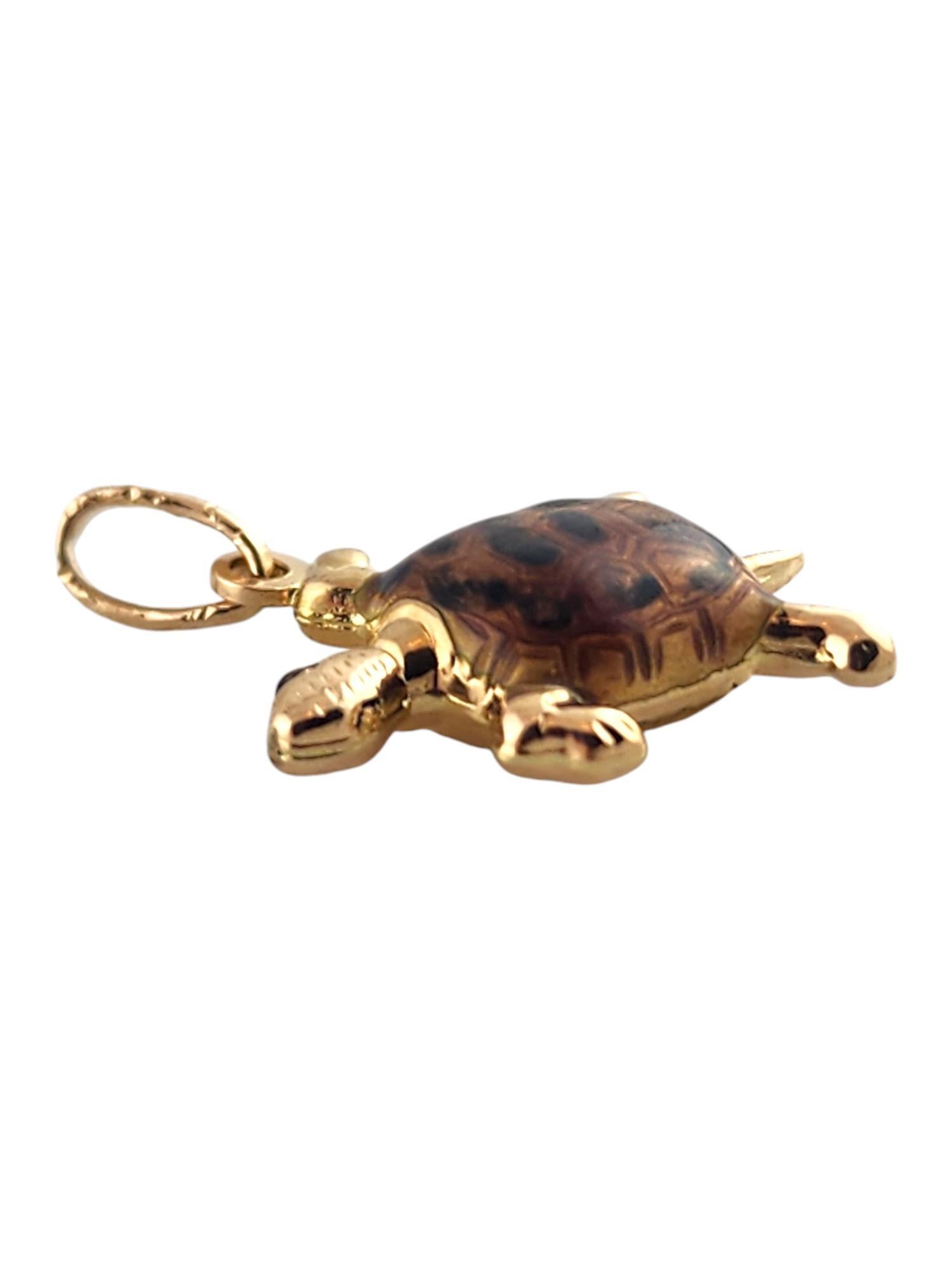 18 Karat Yellow Gold Enamel Turtle Charm

This adorable turtle charm was meticulously crafted from 18K yellow gold with beautiful enamel as the shell and the belly!

Size: 20.55mm X 15.38mm X 5.41mm

Weight: 1.7 g/ 1.1 dwt

Hallmark: 750

Very good