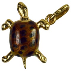 Vintage 18 Karat Yellow Gold Enamel Turtle Tortoise Charm Pendant