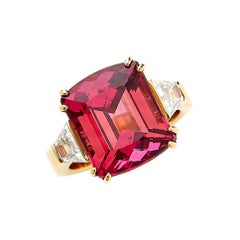 Vintage 18 Karat Yellow Gold Ring with 10.74 Carat Vivid Pink Tourmaline and Diamonds