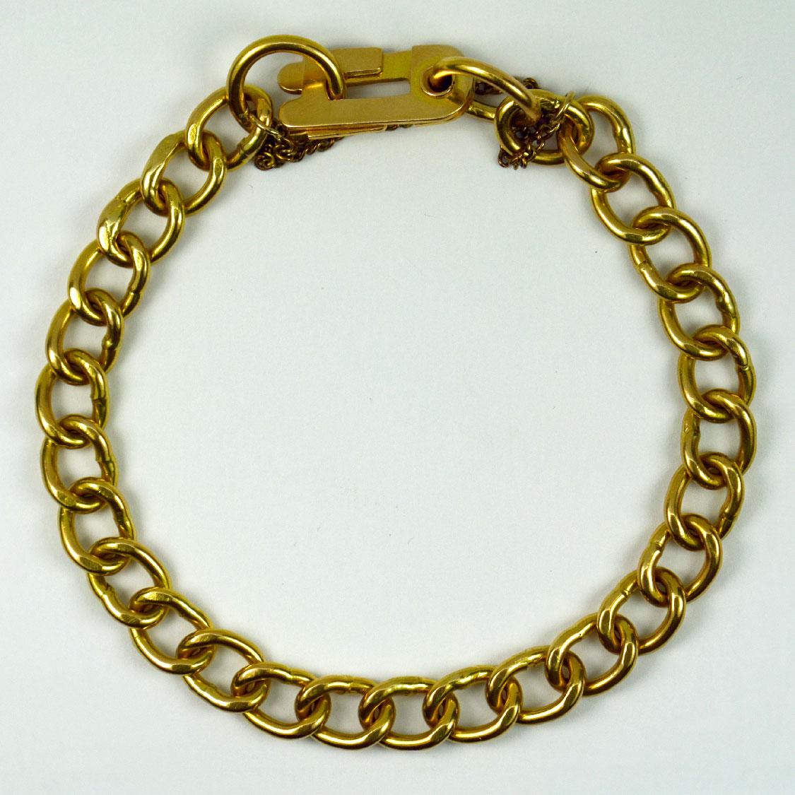 18 Karat Yellow Gold Faceted Curb Link Bracelet For Sale 1