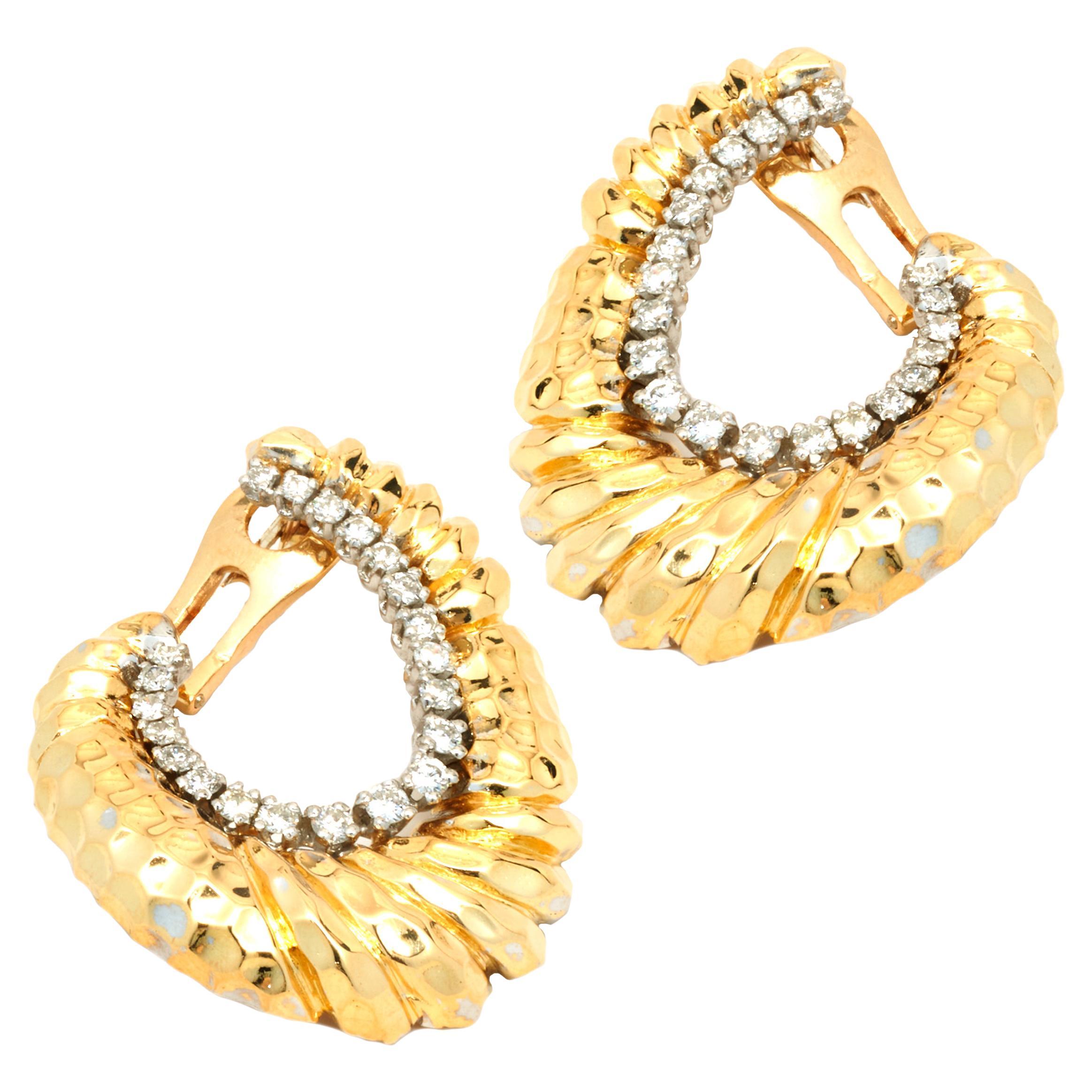 18 Karat Yellow Gold Faceted Ornate Diamond Oval Earrings For Sale