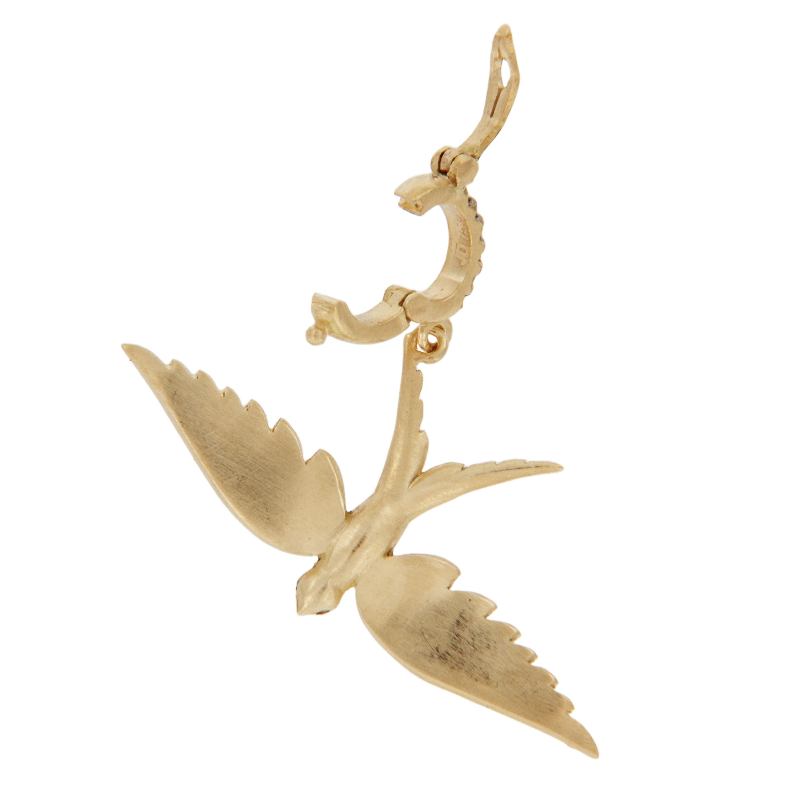 Contemporary 18 Karat Yellow Gold Fancy Brown Diamond Swallowtail Bird Pendant Charm For Sale