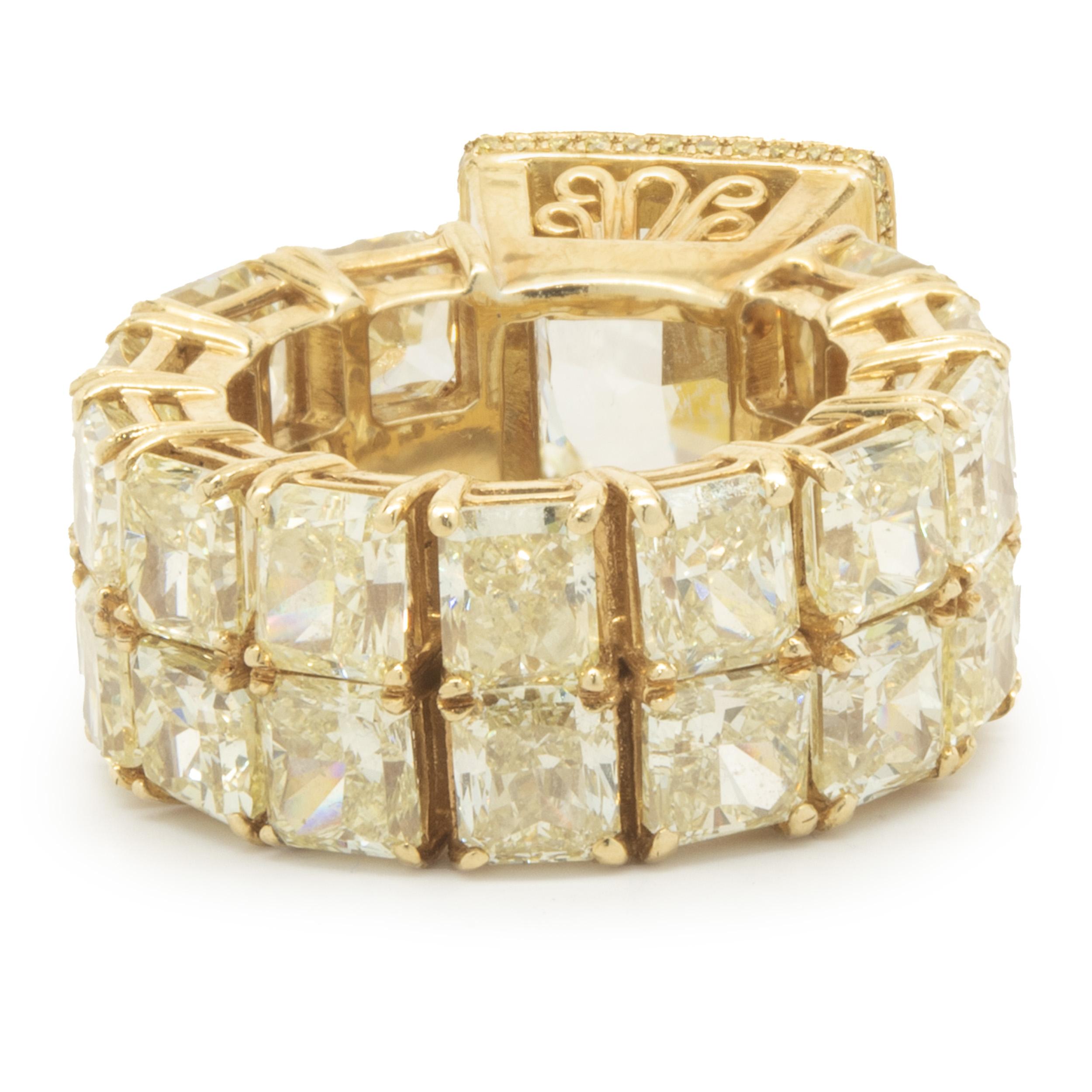 18 Karat Yellow Gold Fancy Yellow Radiant Cut Diamond Engagement Ring In Excellent Condition In Scottsdale, AZ