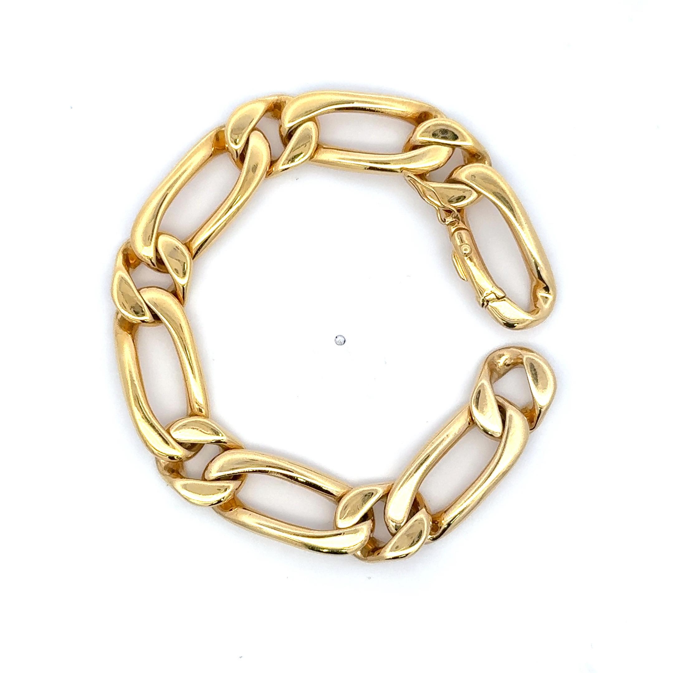 18 Karat Yellow Gold Figaro High Polished Link Bracelet 62.7 Grams 7.13 Inches For Sale 1