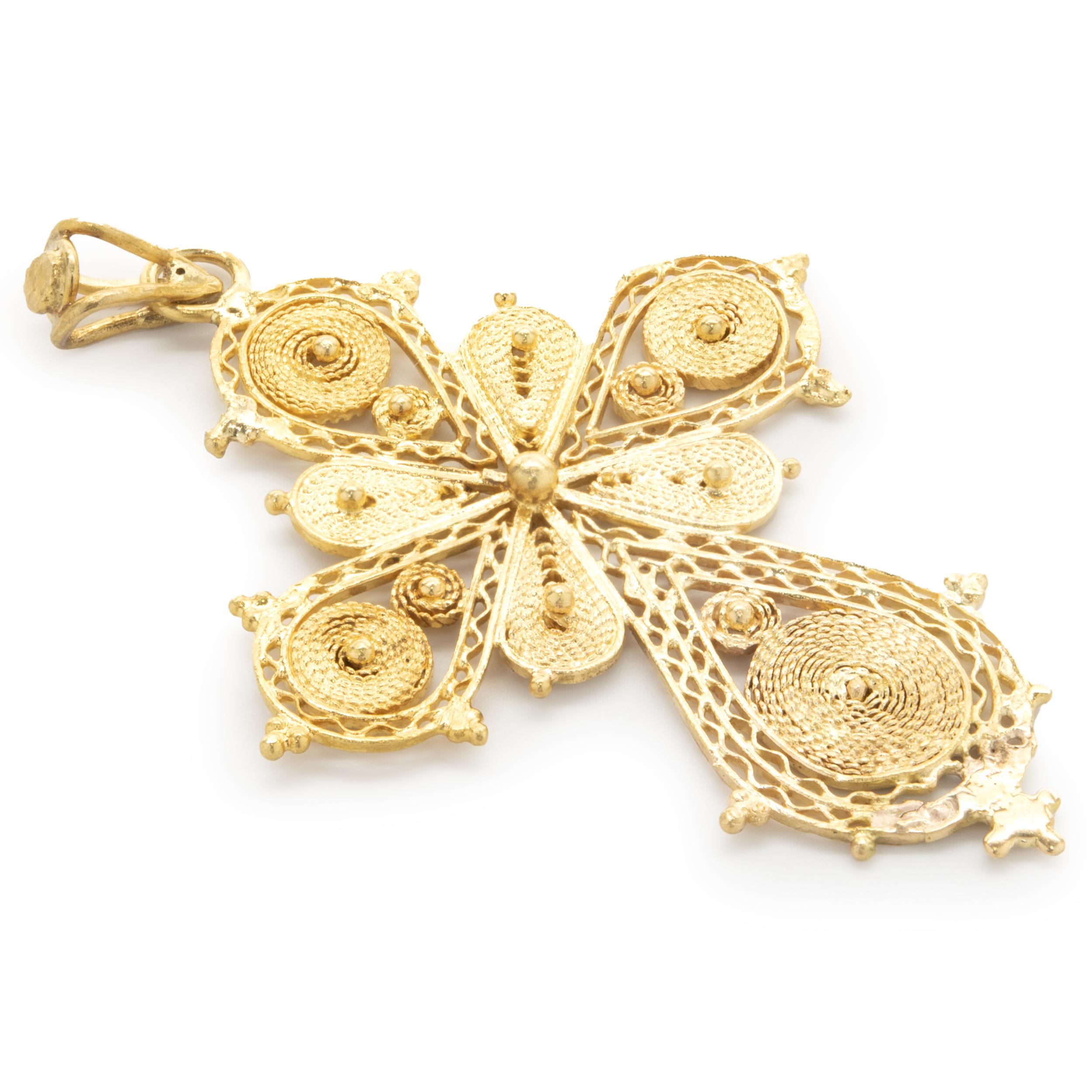 Women's 18 Karat Yellow Gold Filigree Cross Pendant