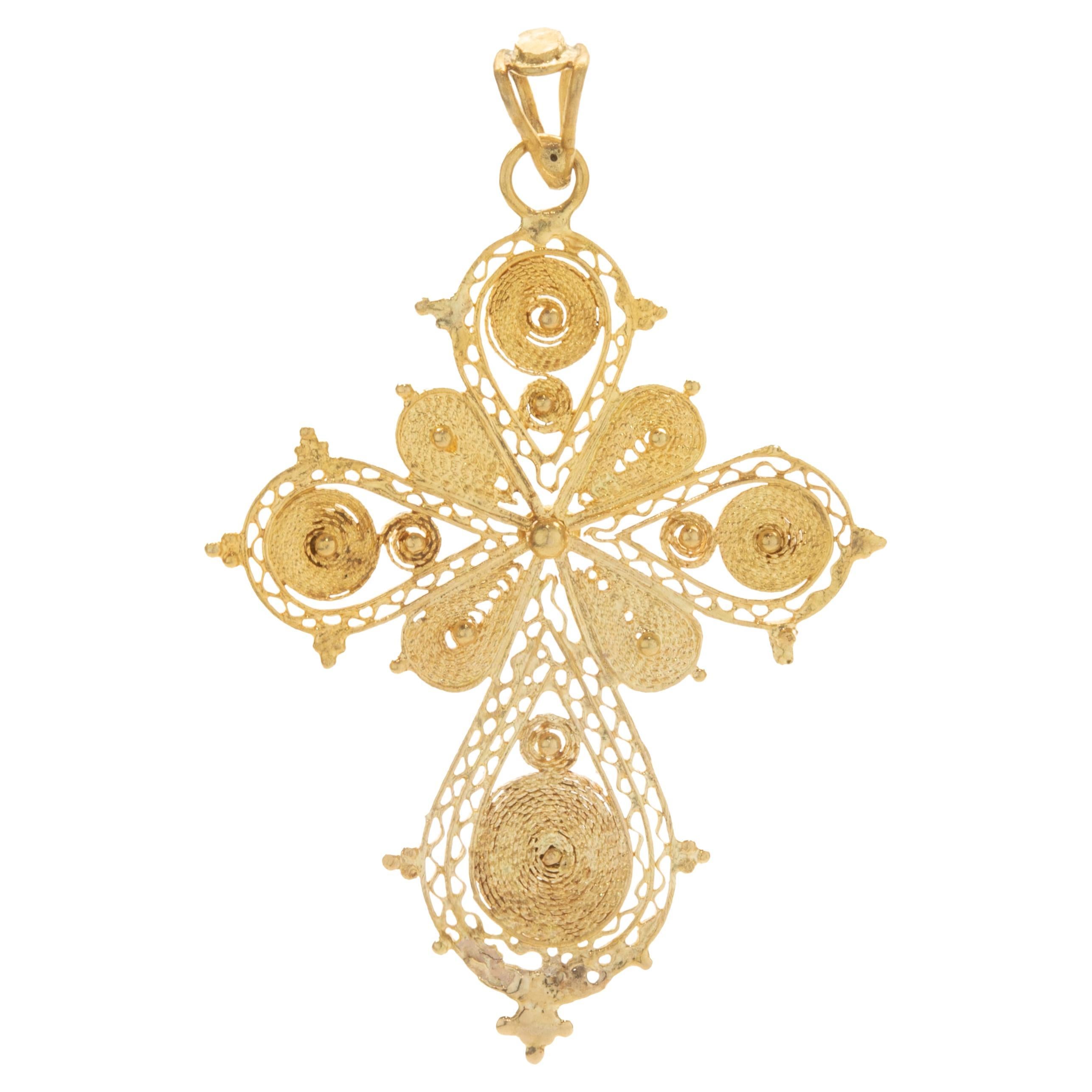18 Karat Yellow Gold Filigree Cross Pendant
