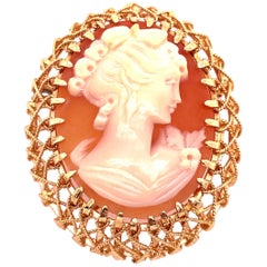 18 Karat Yellow Gold Filigree Design with Woman's Profile Cameo Pendant