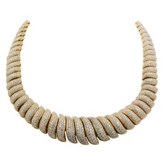 Vintage 18 Karat Yellow Gold Flame Shaped Links Pave Diamond Necklace