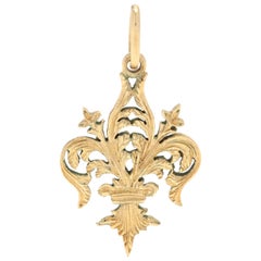 18 Karat Yellow Gold Fleur de Lis Charm or Pendant