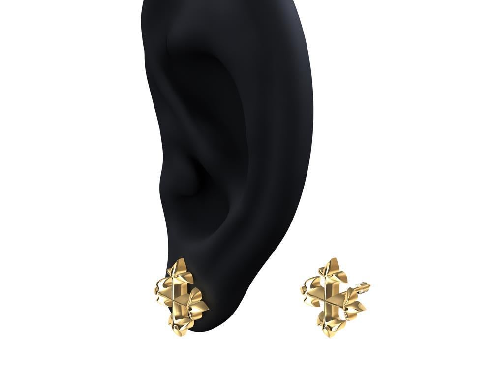 18 Karat Yellow Gold Fleur-de-Lis Cross Stud Earrings In New Condition For Sale In New York, NY