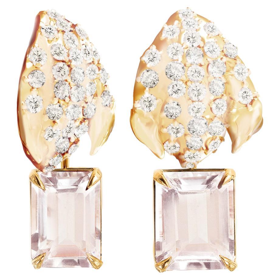 Boucles d'oreilles clips en or jaune avec fleurs, diamants et morganite en vente