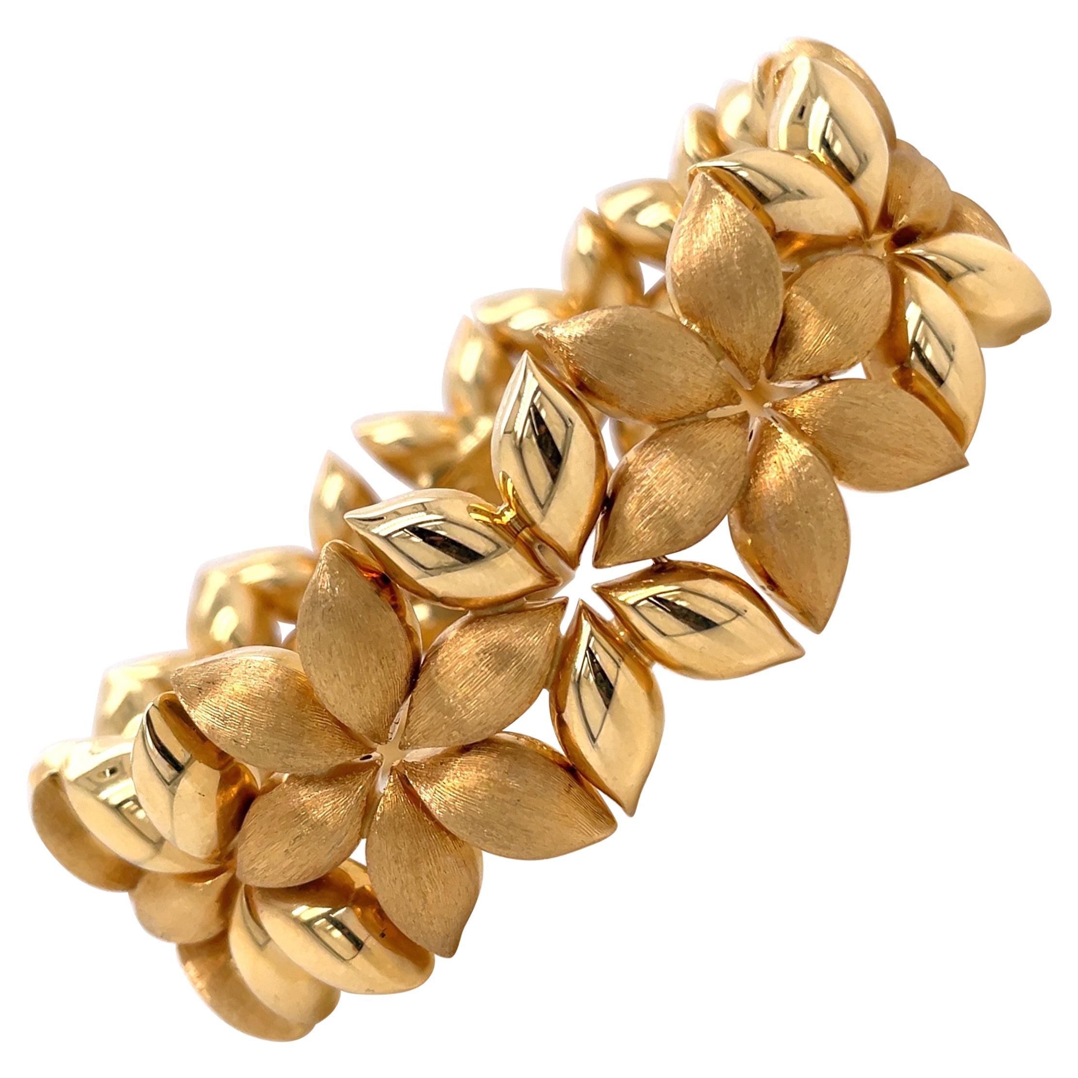 18 Karat Yellow Gold Floral Wide Bracelet 51.2 Grams Made in Italy For Sale