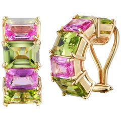 18 Karat Yellow Gold Florentine Earrings Set with Peridots and Pink Sapphires