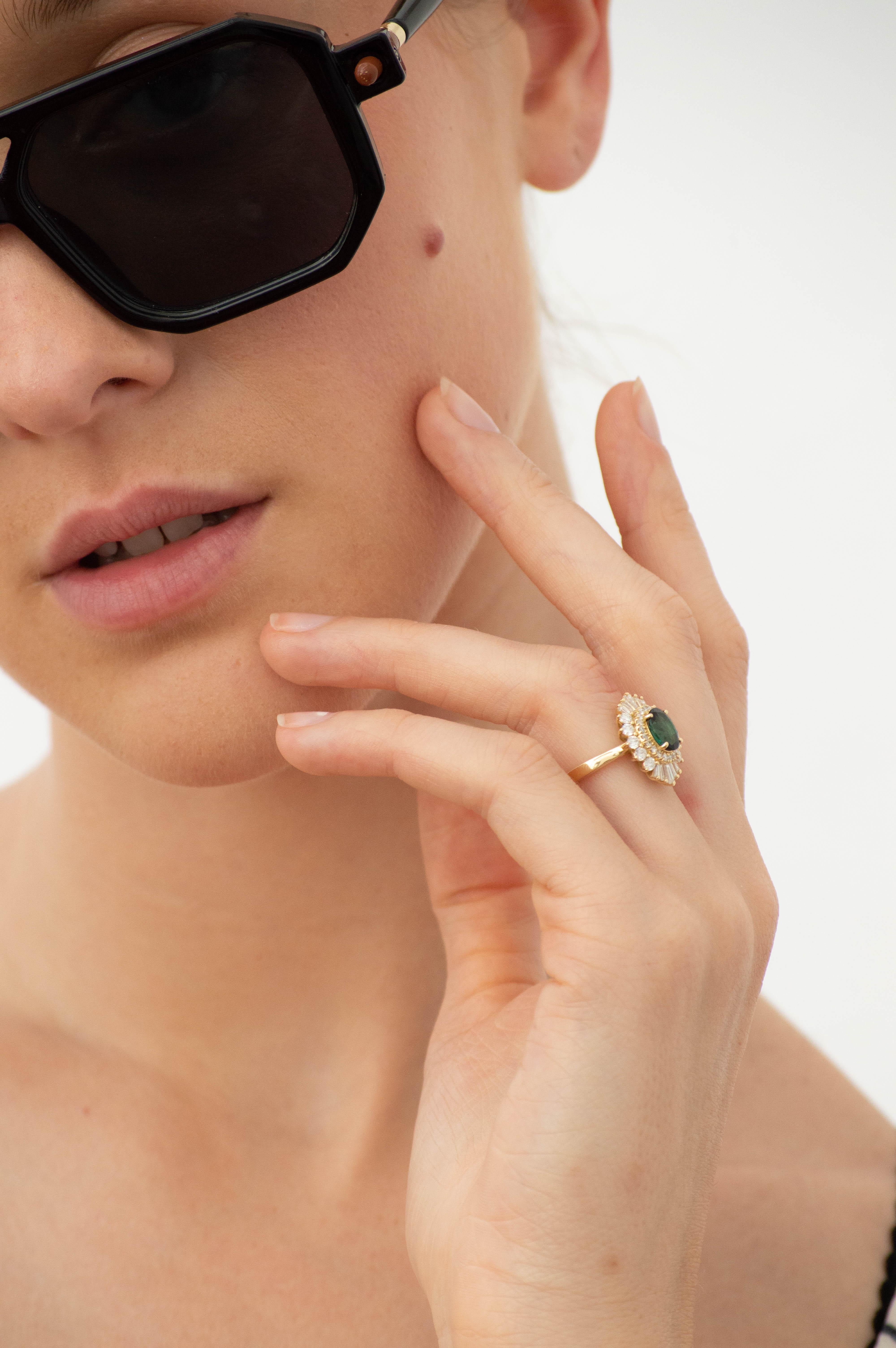 Bague ballerine en or jaune 18 carats avec diamants et tourmaline en vente 1