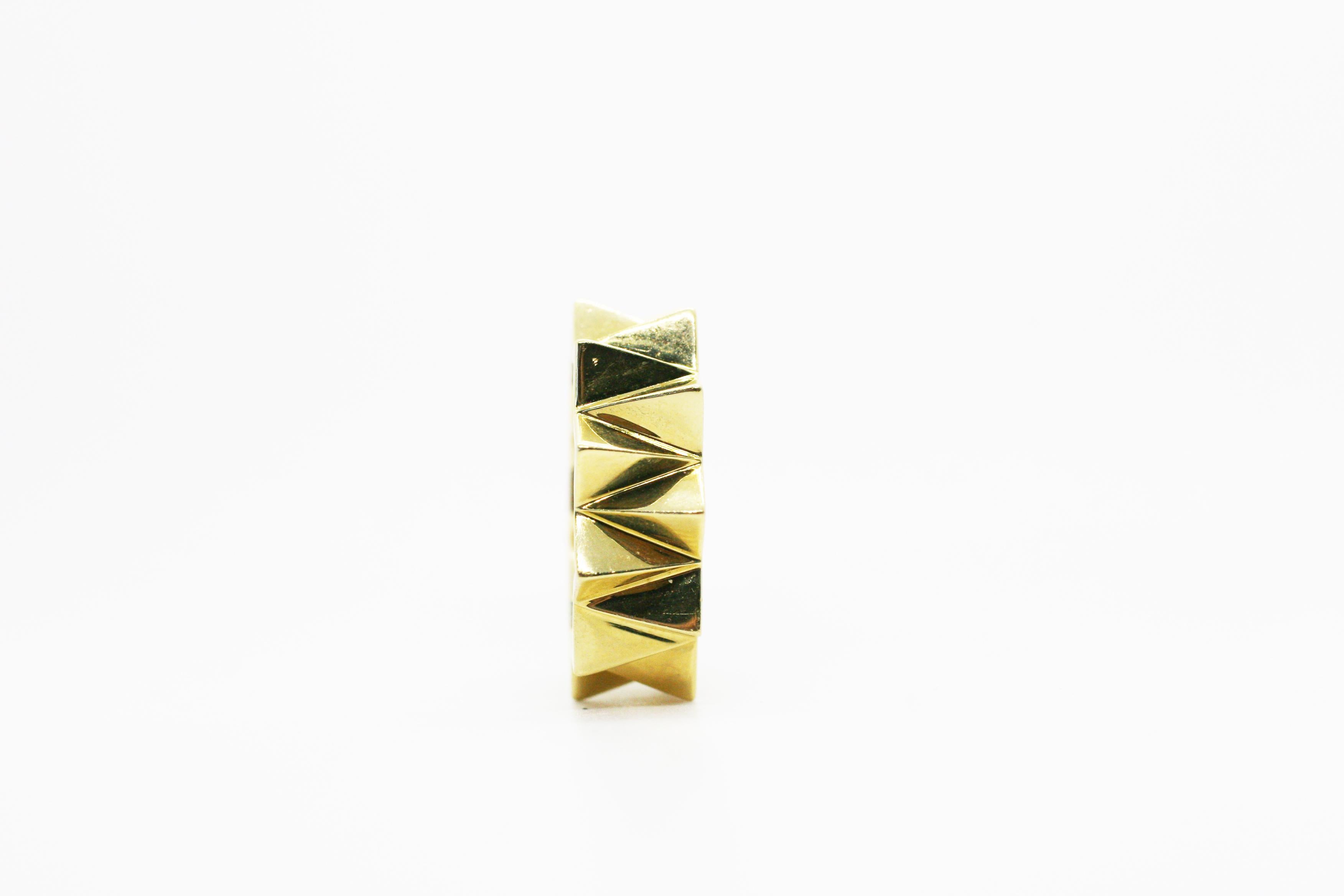 Contemporary 18 Karat Yellow Gold Folded Triangles Band  For Sale