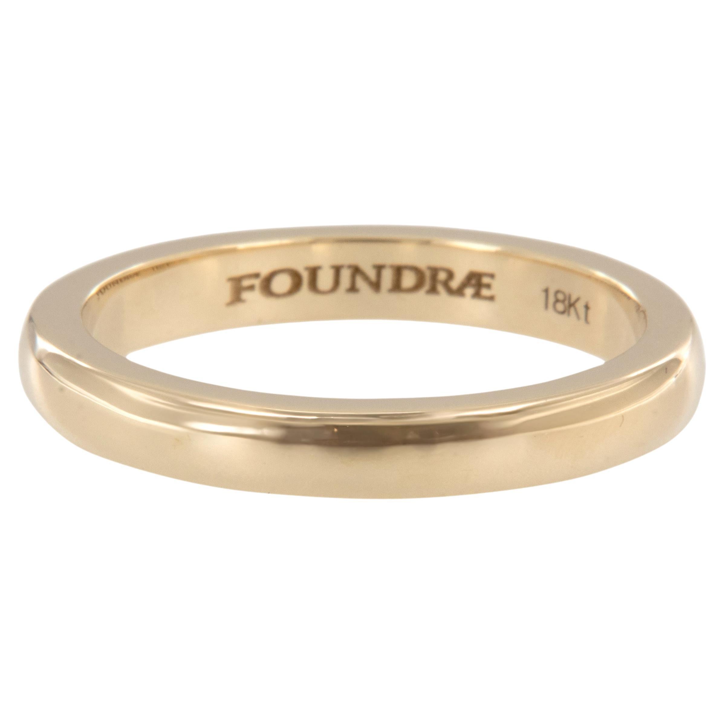 18 Karat Yellow Gold Foundrae Band Ring For Sale