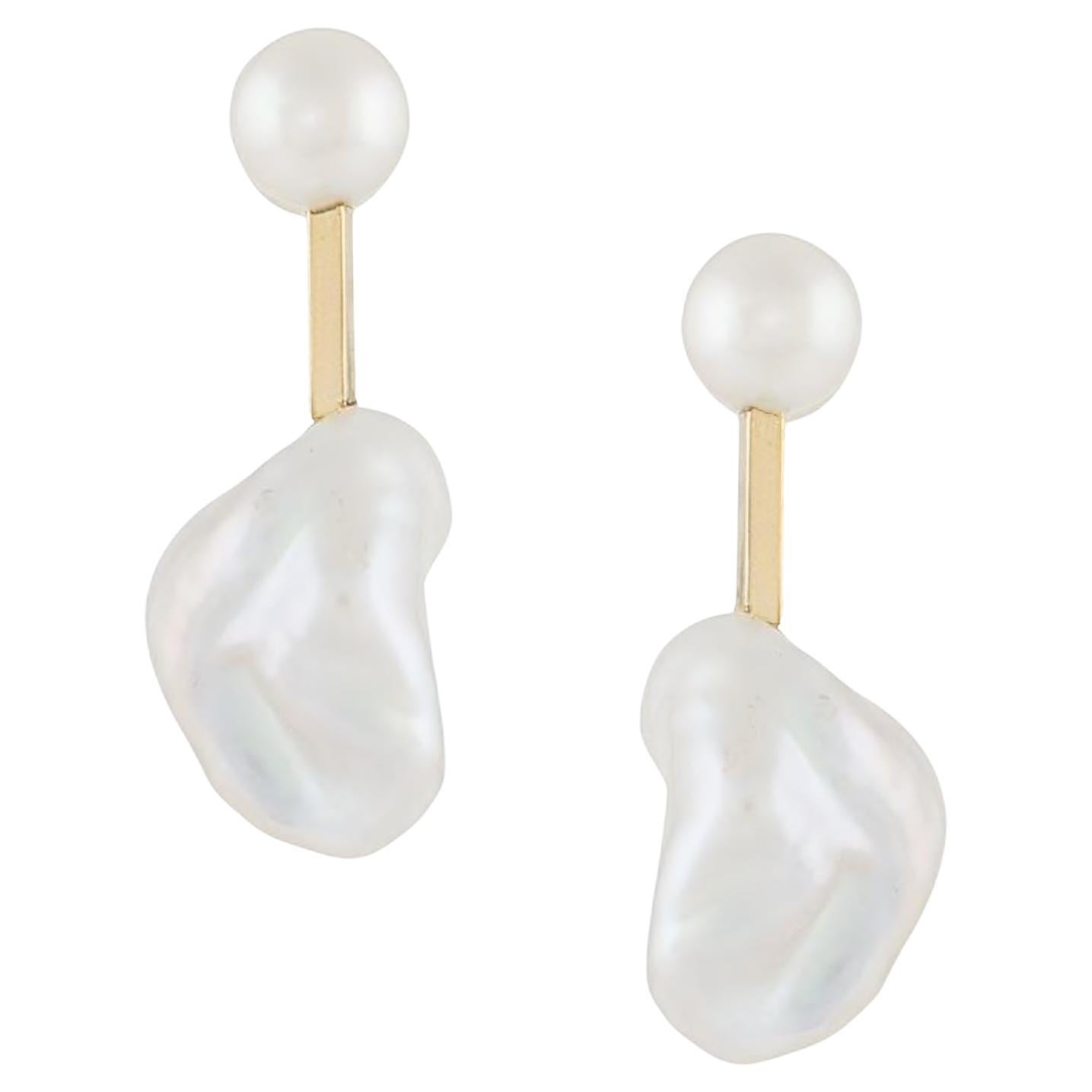  18-Karat Yellow Gold Freshwater Pearls Earrings For Sale